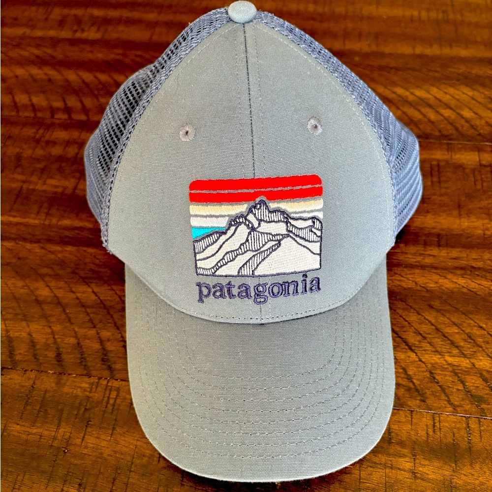 Patagonia Line Logo Ridge LoPro Tucker Hat Plume Grey